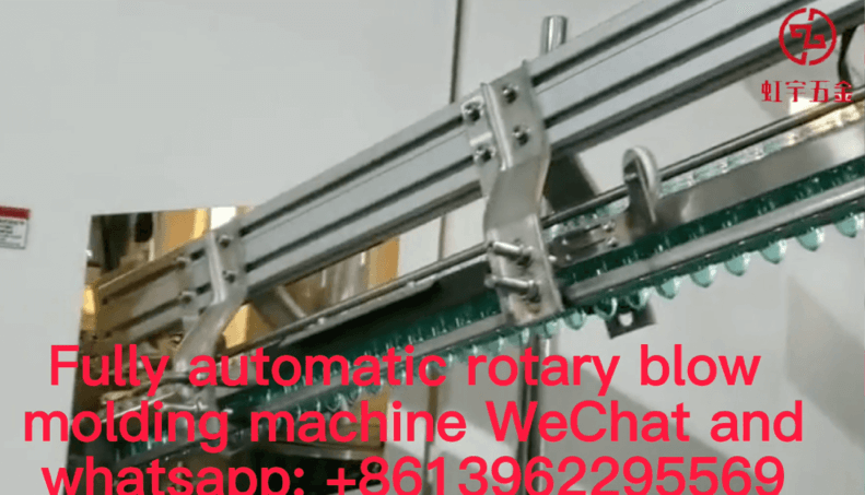 Fully automatic rotary blow molding machine.mp4